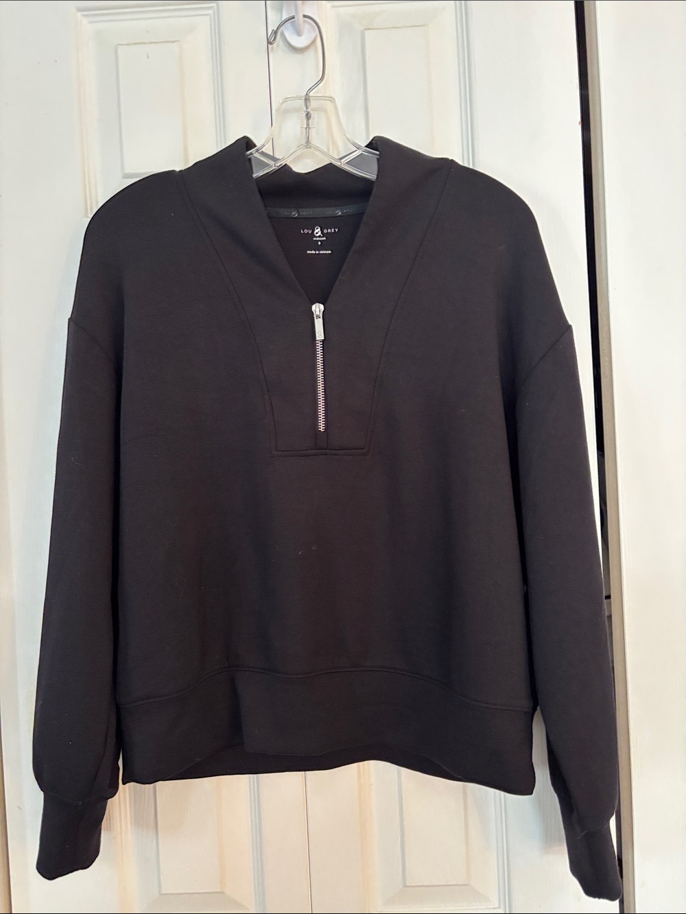 Black Quarter-zip